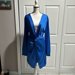 NWT BloomChic low cut Sexy Dress